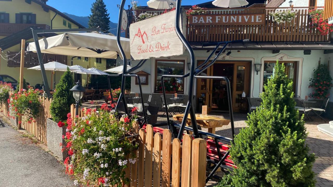 Casteluce Hotel Funivie Pinzolo Exterior foto
